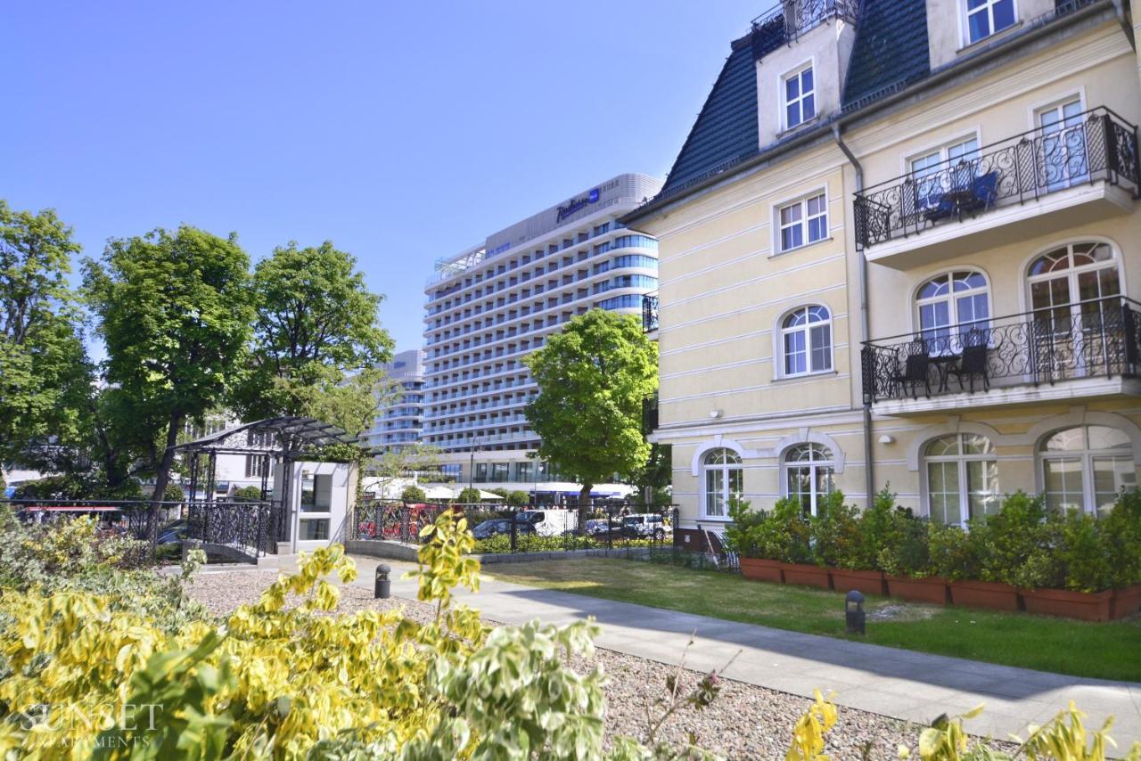 Promenada - Plaza 100M Apartment Swinoujscie Exterior photo