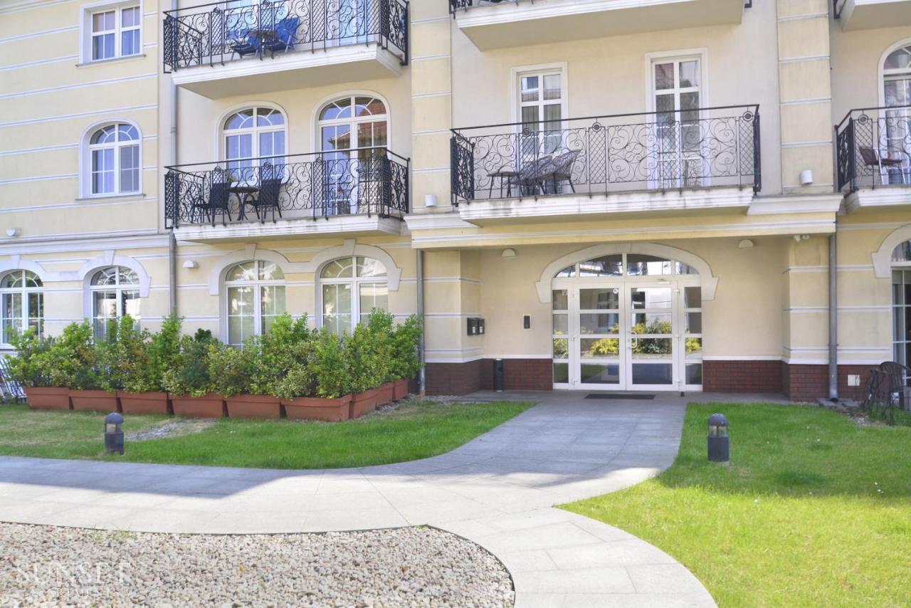 Promenada - Plaza 100M Apartment Swinoujscie Exterior photo